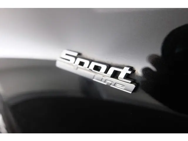 BMW 5 Serie Touring 530i xDrive Sport-Line 2018 Benzine 35