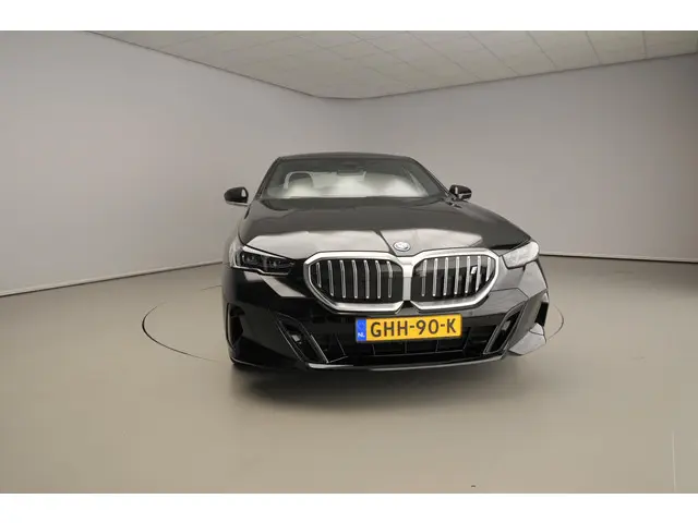 BMW i5 Sedan eDrive40 84 kWh 2024 Elektrisch 5