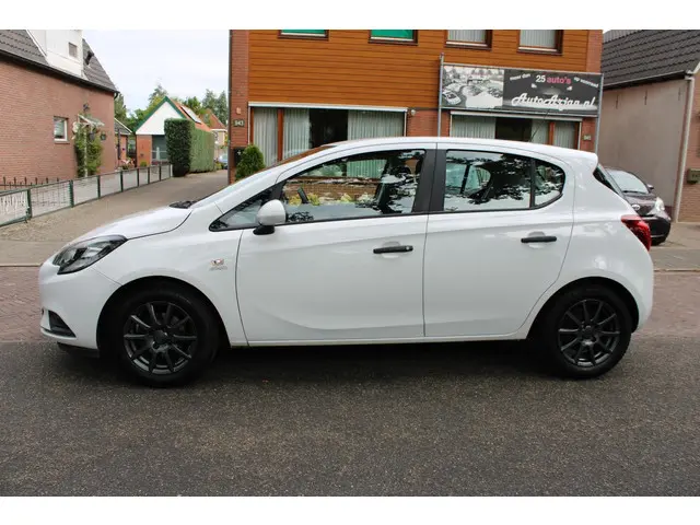 Opel Corsa 1.2 2017 Benzine 2