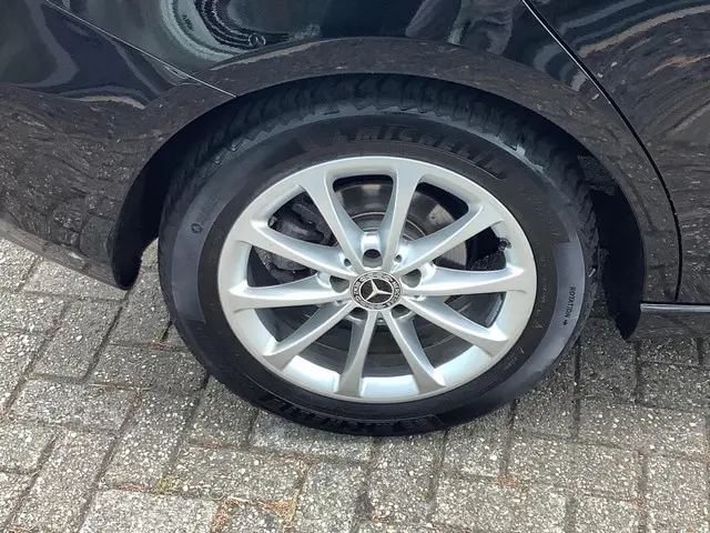 Mercedes-Benz B-Klasse 180 Premium 2020 Benzine 9