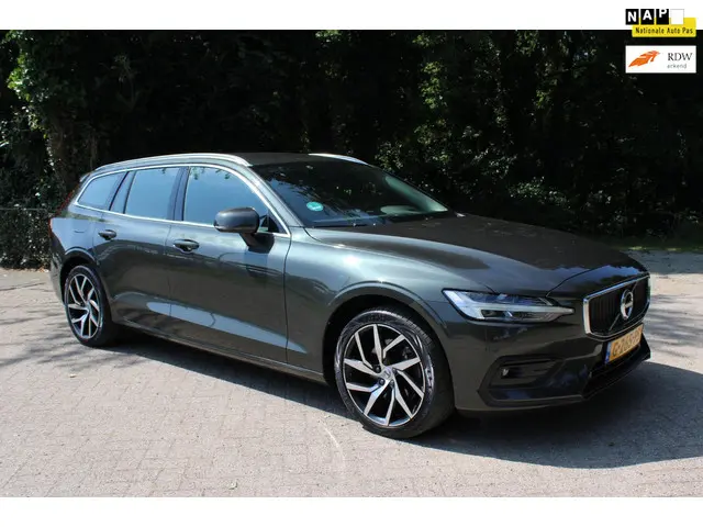 Volvo V60 2.0 T4 Momentum Pro 2019 Benzine