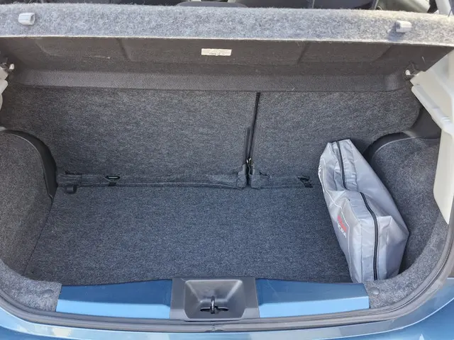 Nissan Micra Automaat 1.2 Connect Edition 2014 Benzine 11