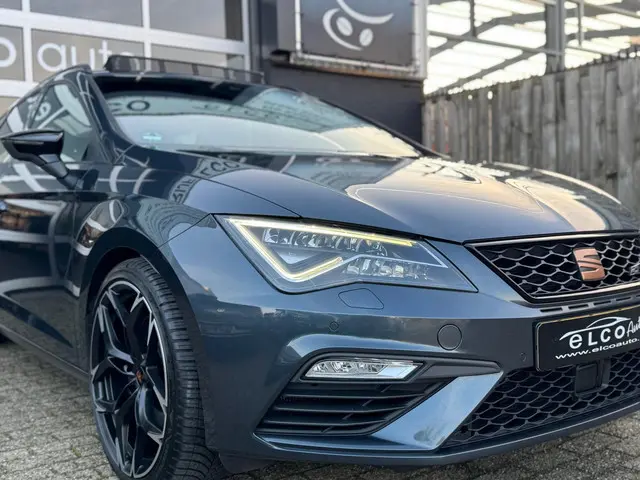 SEAT Leon ST 2.0 TSI CUPRA 300 4Drive / Pano 2018 Benzine 14
