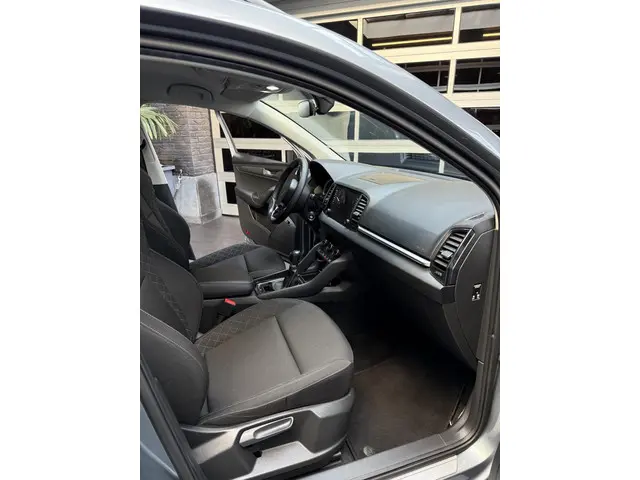 Škoda Karoq 1.0 TSI Business Edition 2021 Benzine 6