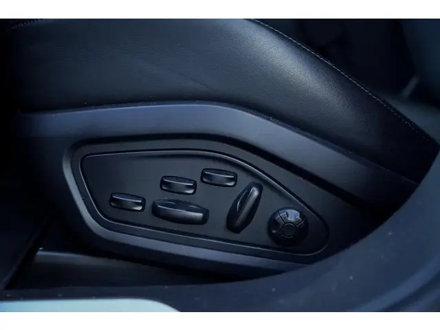 Porsche Taycan Turbo 93 kWh 2020 Elektrisch 17