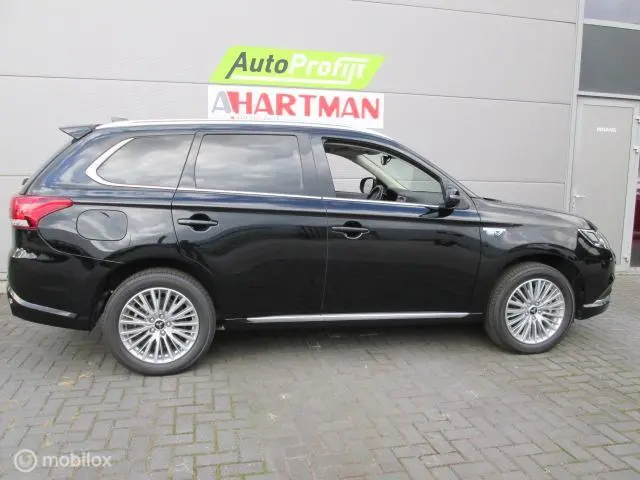 Mitsubishi Outlander 2.4 PHEV Pure+ 2020 Hybride Benzine 9