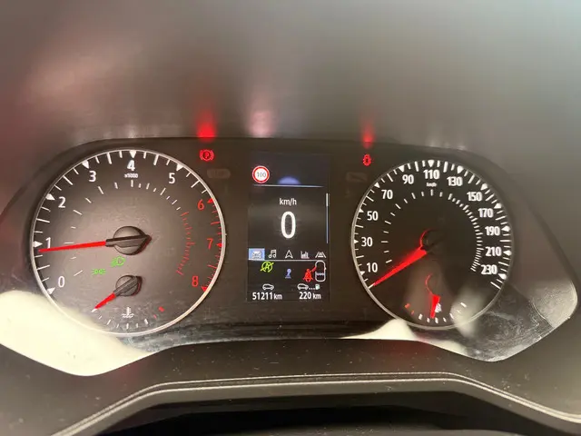 Renault Clio 1.0 TCe Business Zen 2021 Benzine 12