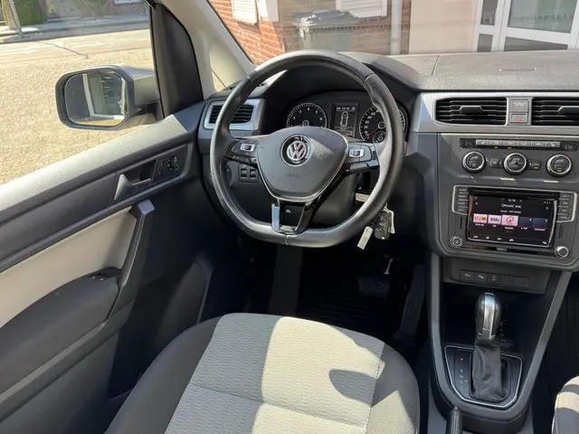 Volkswagen Caddy 1.4 TSI Trendline 7p 2019 Benzine 21