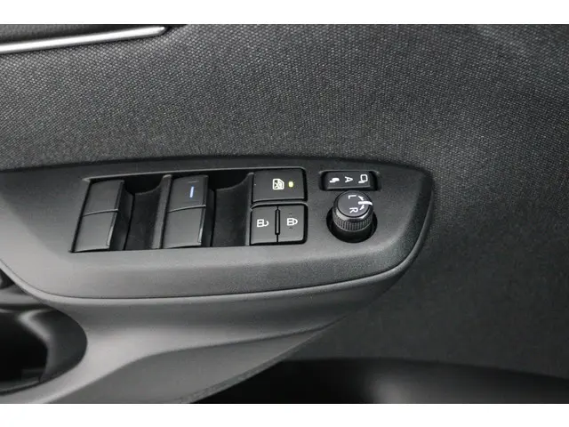 Toyota Yaris 1.5 Hybrid Executive 2021 Hybride Benzine 28