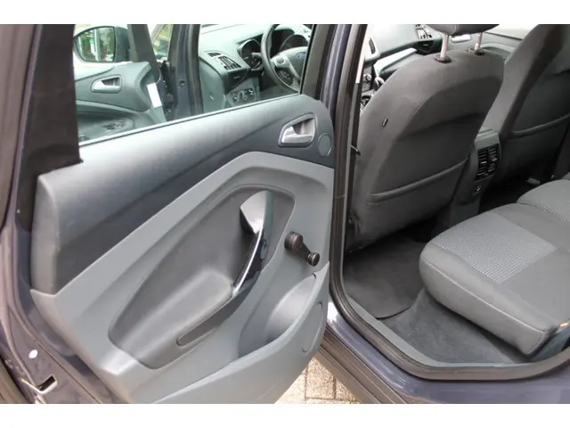 Ford C-MAX 1.0 Lease Tit. 2014 Benzine 16