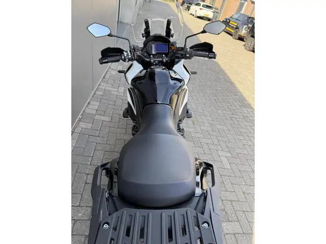 Kawasaki Versys 1100 SE 2025 Benzine 7