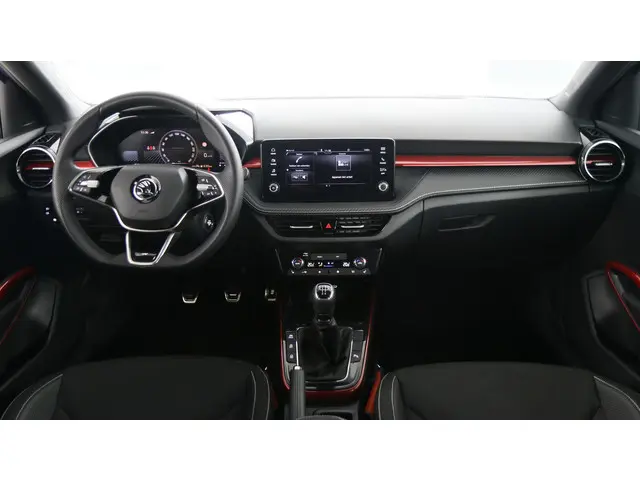 Škoda Fabia 1.0 TSI 95pk Monte Carlo 2024 Benzine 38