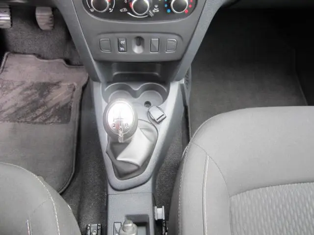 Dacia Sandero 0.9 TCe SL Royaal 2018 Benzine 11