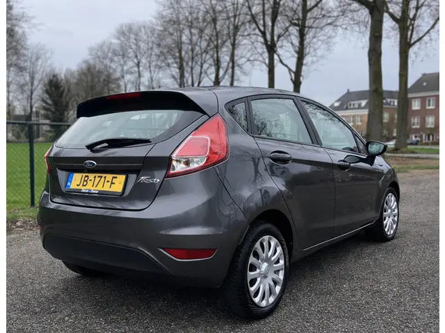 Ford Fiesta 1.0 Style 2016 Benzine 6