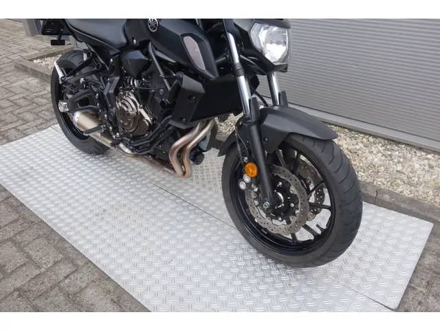 Yamaha MT 07 ABS 2018 Benzine 6