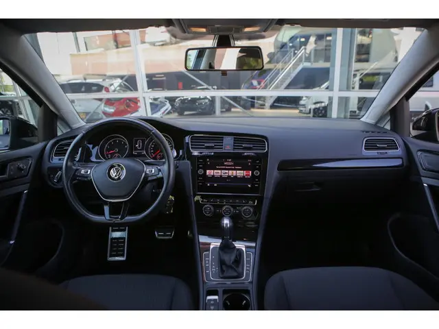 Volkswagen Golf 1.4 TSI | R-line 2017 Benzine 7