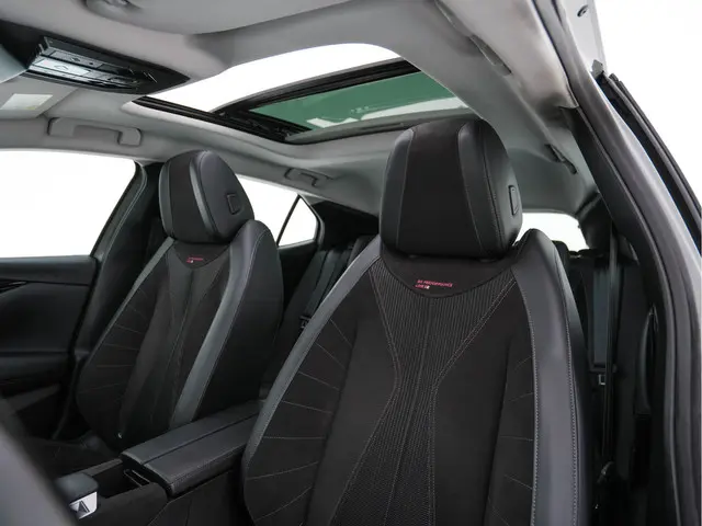 DS DS 4 1.6 PureTech Performance Line 2022 Benzine 22