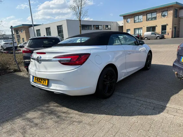 Opel Cascada 1.4 Turbo ecoFLEX Cosmo 2013 Benzine 4