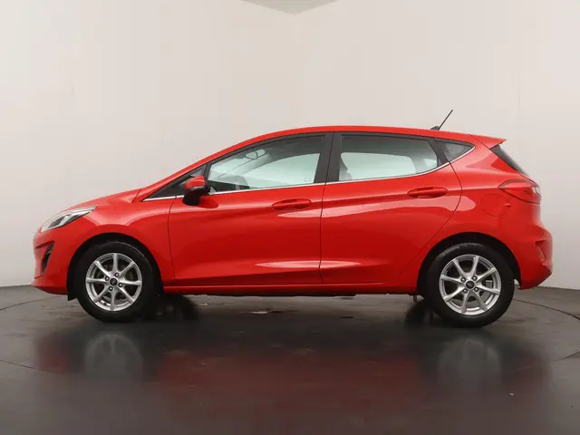 Ford Fiesta 1.0 EcoBoost Titanium 2021 Benzine 2