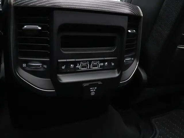 Dodge Ram 1500 5.7 V8 4x4 Crew Cab Limited 2020 Benzine 26