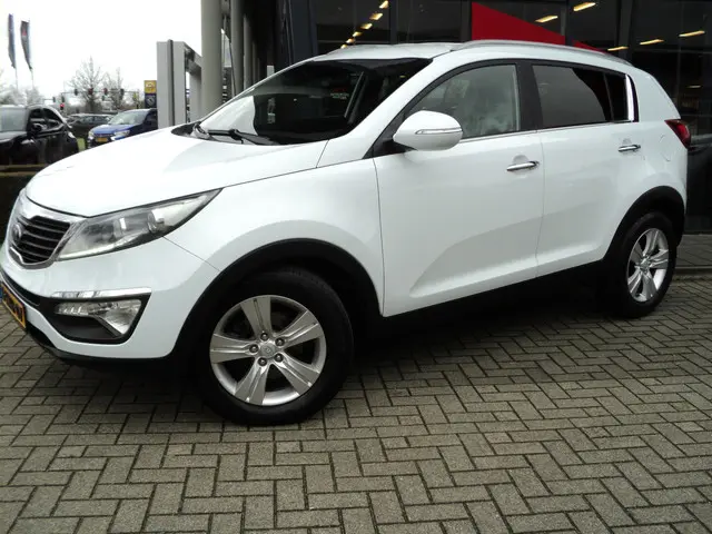 Kia Sportage 1.6 GDI 20th Anniversary 2013 Benzine 2