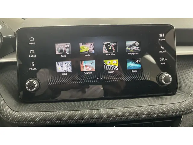 Škoda Fabia 1.0 TSI Selection 2024 Benzine 23