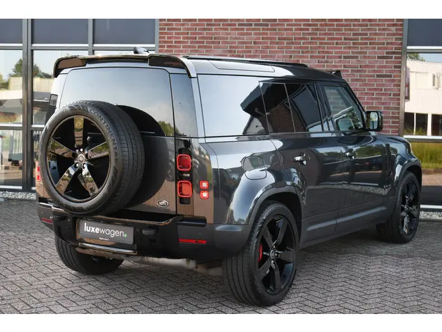 Land Rover Defender 110 D300 SE 2021 Diesel 70