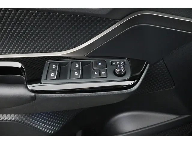 Toyota C-HR 1.8 Hybrid Style 2019 Hybride Benzine 29