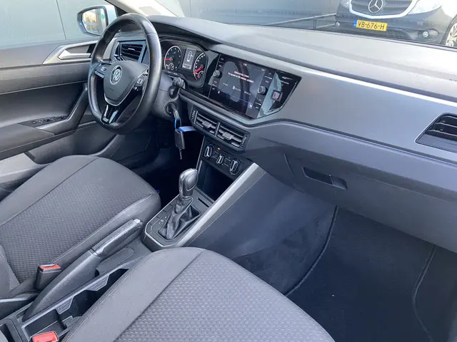 Volkswagen Polo 1.0 TSI Highline 2019 Benzine 24