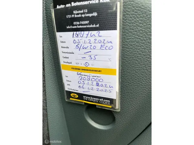 Ford Grand C-Max 1.0 Titanium 2013 Benzine 22