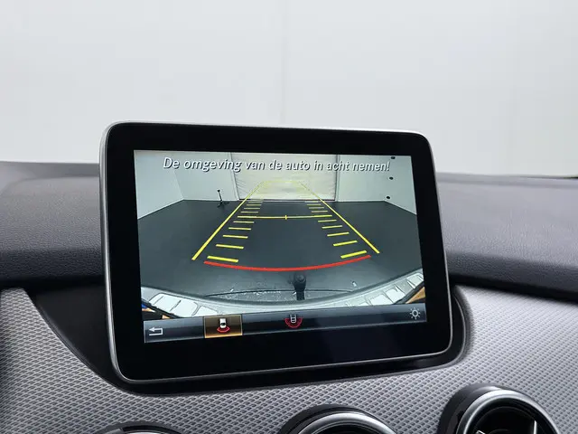 Mercedes-Benz B-Klasse 180 CDI Urban 2015 Diesel 29