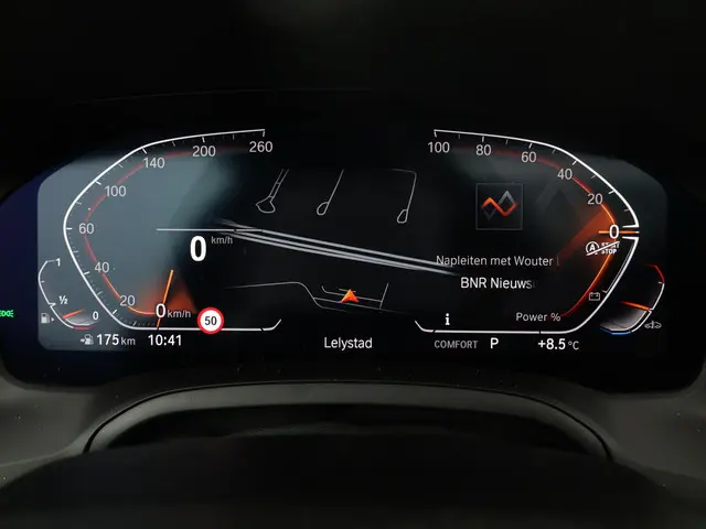 BMW 3 Serie Touring 330i High Executive 2021 Benzine 22