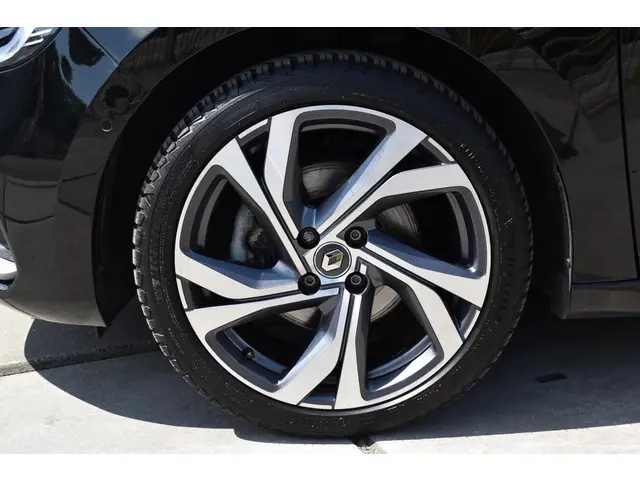 Renault Clio TCe 130 EDC R.S. Line 2019 Benzine 4