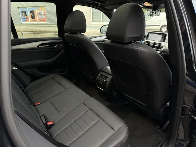 BMW iX3 Executive 80 kWh 2021 Elektrisch 15