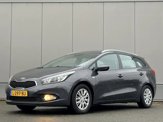 Kia cee'd Sportswagon - airco - cruise 1.4 CVVT 2013 Benzine
