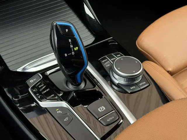 BMW iX3 High Executive 80 kWh 2021 Elektrisch 23