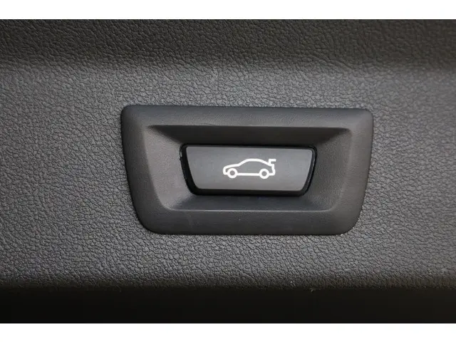 BMW X3 xDrive20i 2023 Benzine 28