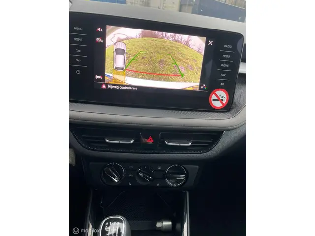 Škoda Fabia 1.0 TSI 81kw 6-bak 87km!! 2024 Benzine 10