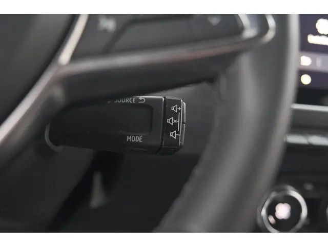 Renault Clio 1.0 TCe 90 GPF techno 2025 Benzine 41