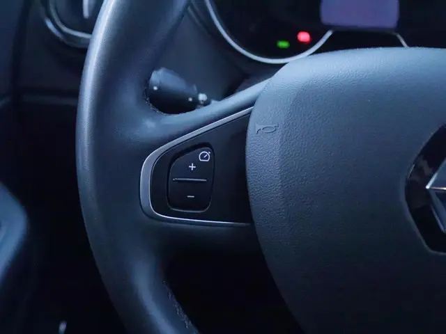 Renault Captur 0.9 TCe Limited 2019 Benzine 24