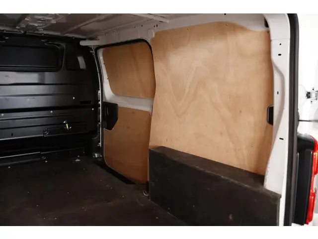 Fiat Scudo 1.5 MultiJet L2H1 2023 Diesel 18