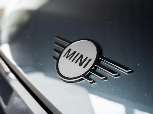 MINI 5-Deurs Cooper C 2025 Benzine 13