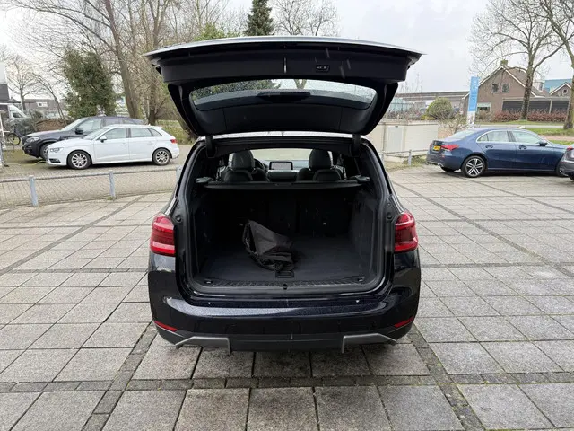 BMW iX3 Aut. High Executive 80 kWh 2021 Elektrisch 18