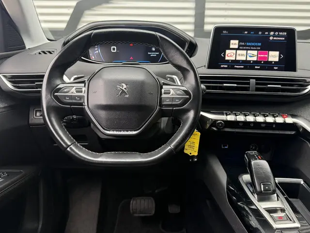 Peugeot 5008 1.2 PureTech Allure 2018 Benzine 3