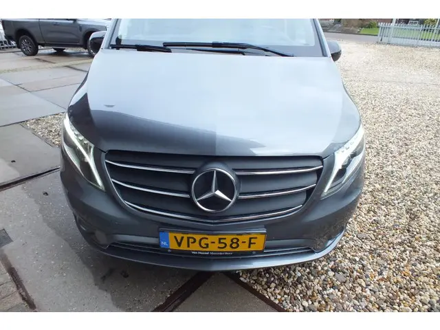 Mercedes-Benz Vito 119 CDI Lang 2022 Diesel 10