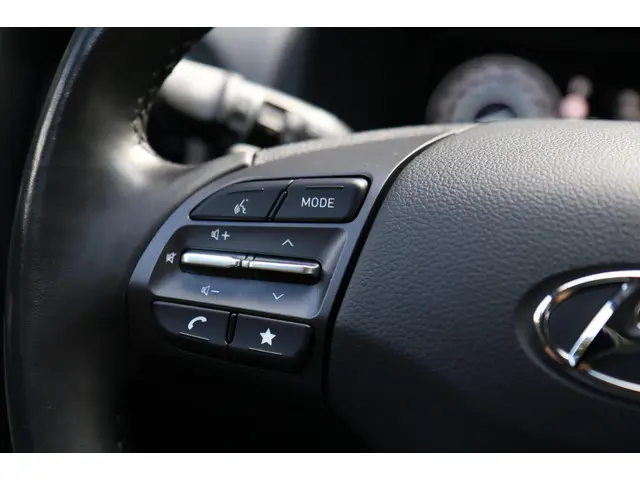 Hyundai Kona 1.6 Turbo 197 Pk 4WD Uniek! 2022 Benzine 19