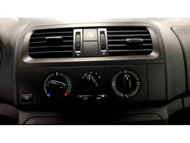 Škoda Roomster 1.2 TSI Arctic 2013 Benzine 8