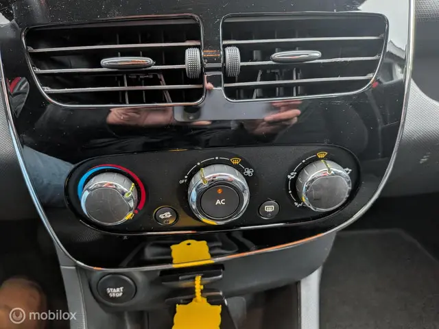 Renault Clio Estate 0.9 TCe Night&Day 2014 Benzine 17