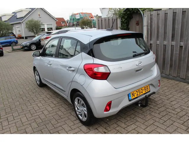 Hyundai i10 1.0 Comfort Carplay 2021 Benzine 4