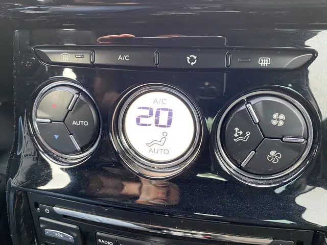 Citroën DS3 1.2 VTi So Chic 2014 Benzine 19
